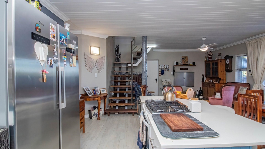 3 Bedroom Property for Sale in De Kelders Western Cape